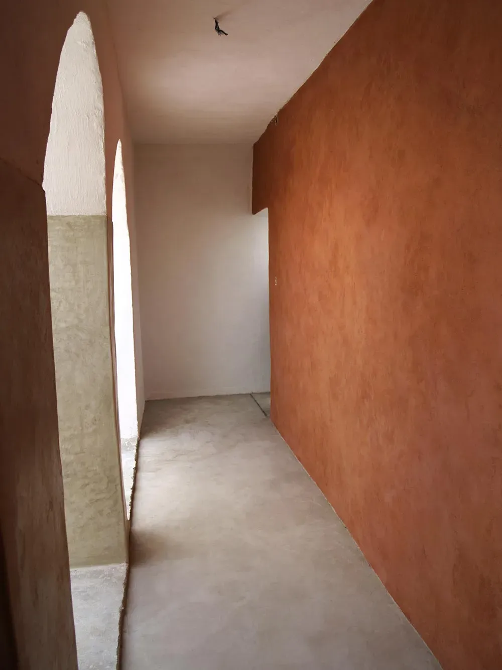 mur-enduit-chaux-sable